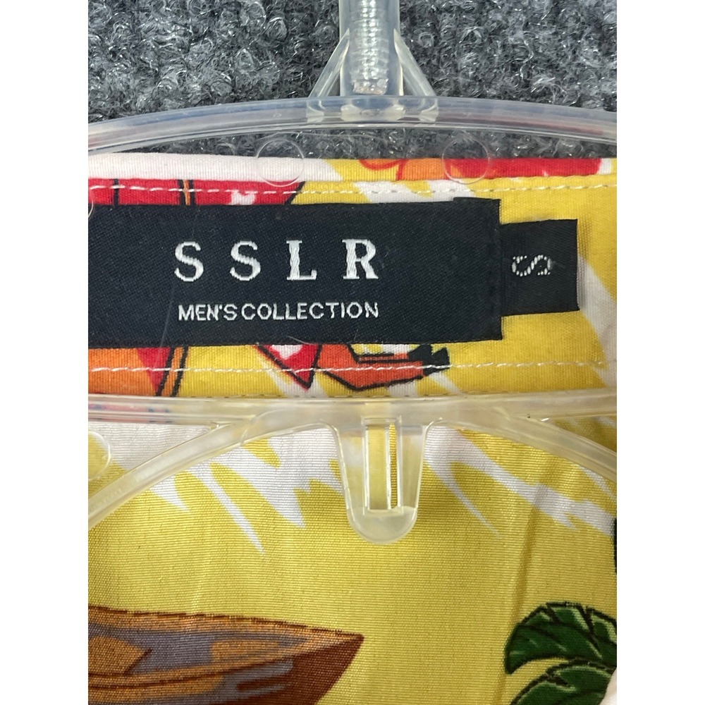 SSLR Christmas Hawaiian Shirt Mens Small Yellow Excellent Surfing Santa Reindeer - Picture 12 of 13